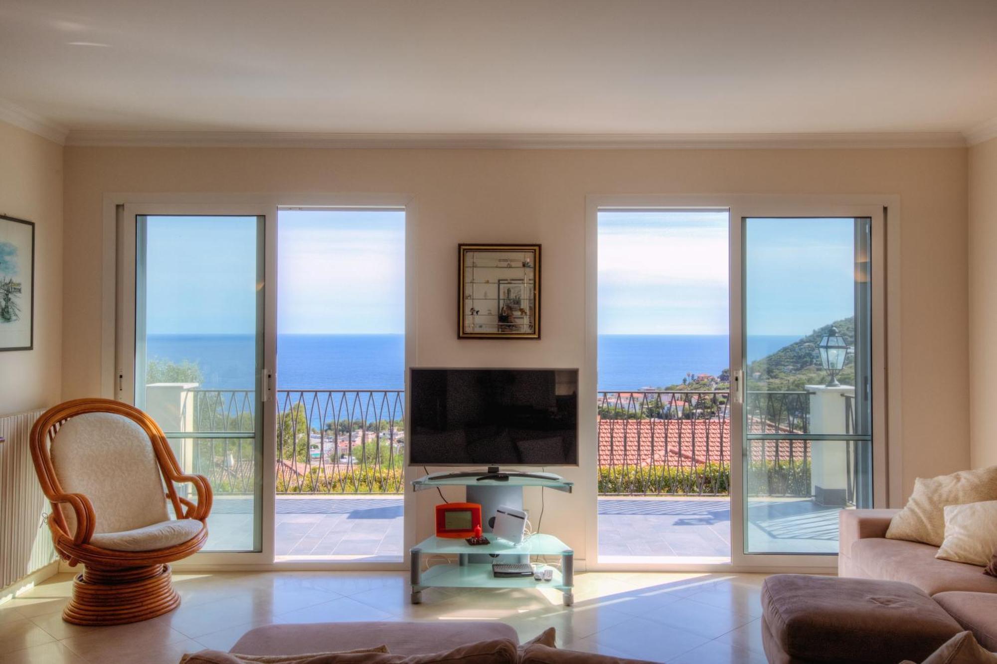 Villa Lucia Riviera Dei Fiori Pool - Happy Rentals Санремо Екстер'єр фото