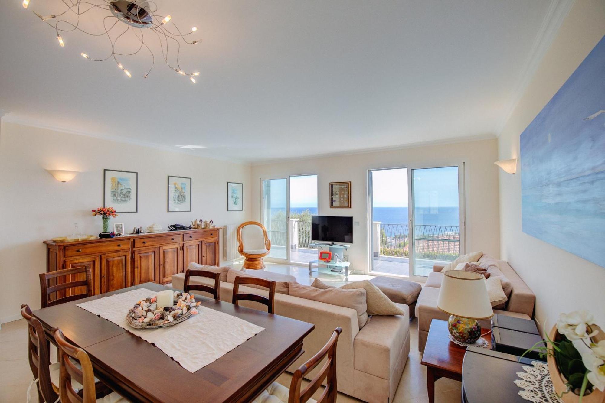 Villa Lucia Riviera Dei Fiori Pool - Happy Rentals Санремо Екстер'єр фото