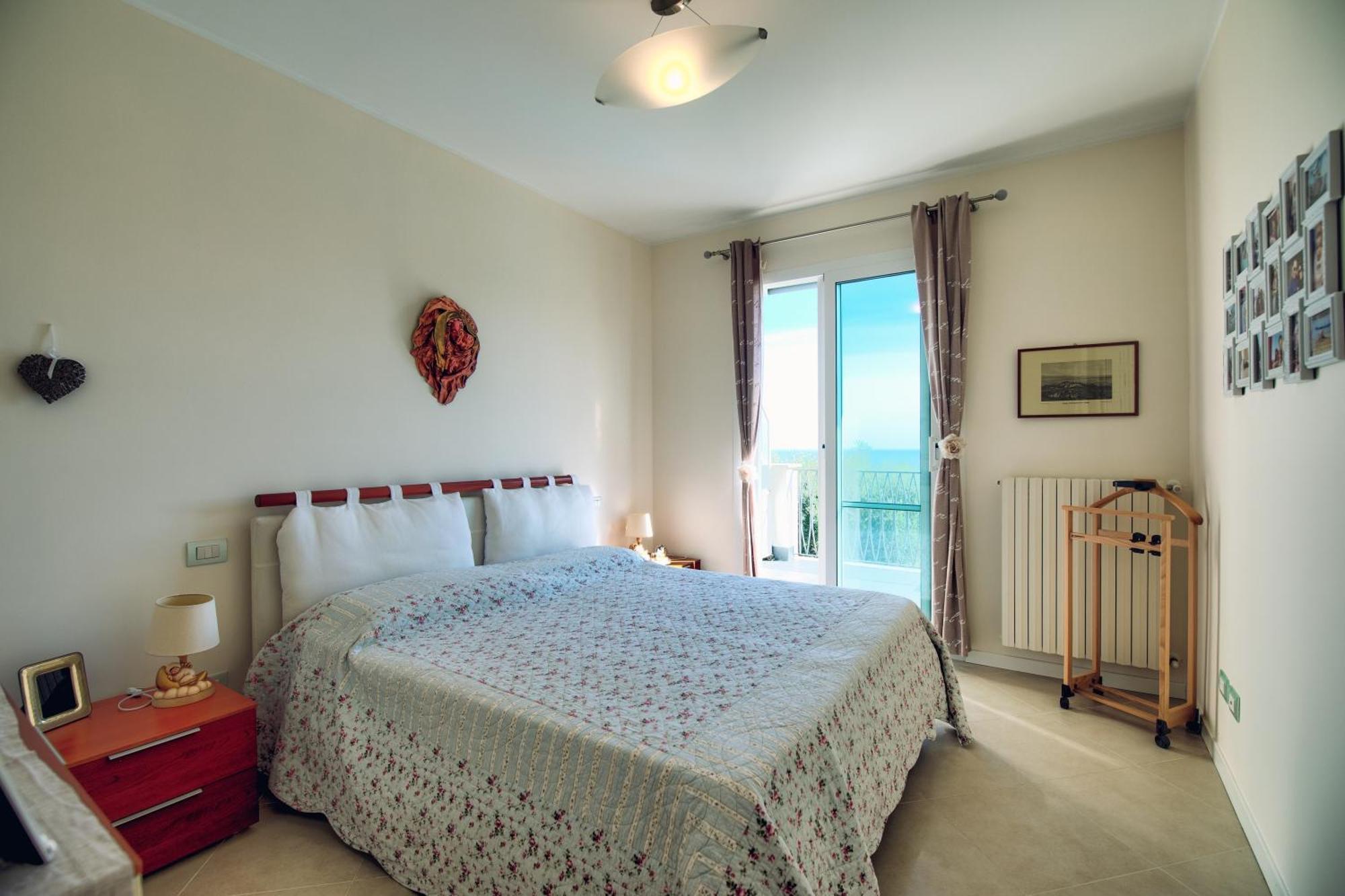 Villa Lucia Riviera Dei Fiori Pool - Happy Rentals Санремо Екстер'єр фото